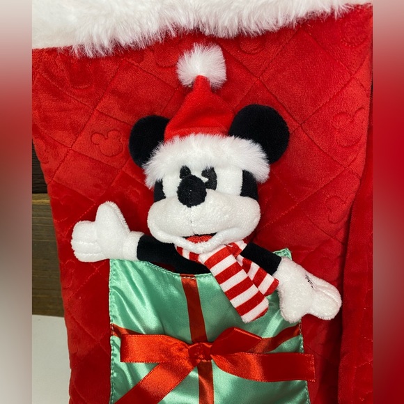 Disney Mickey and Minnie plush stockings - Picture 2 of 13